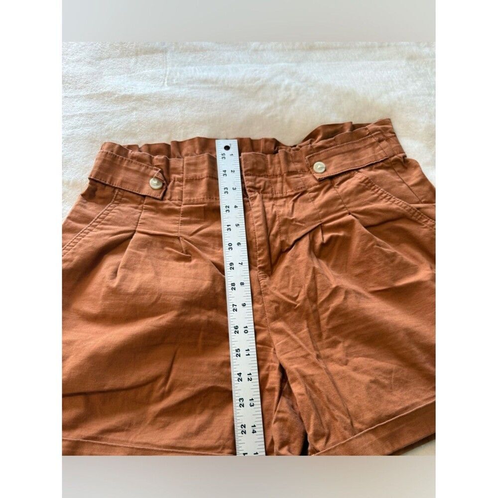 Liz Claiborne Pleated shorts | Rust Brown Color | Rolled up | Size 6 - Picture 3 of 11